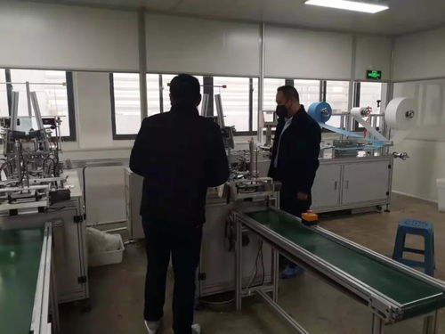 南寧兩企業(yè)開(kāi)足馬力生產(chǎn)防護(hù)用品 急招兩百多名工人