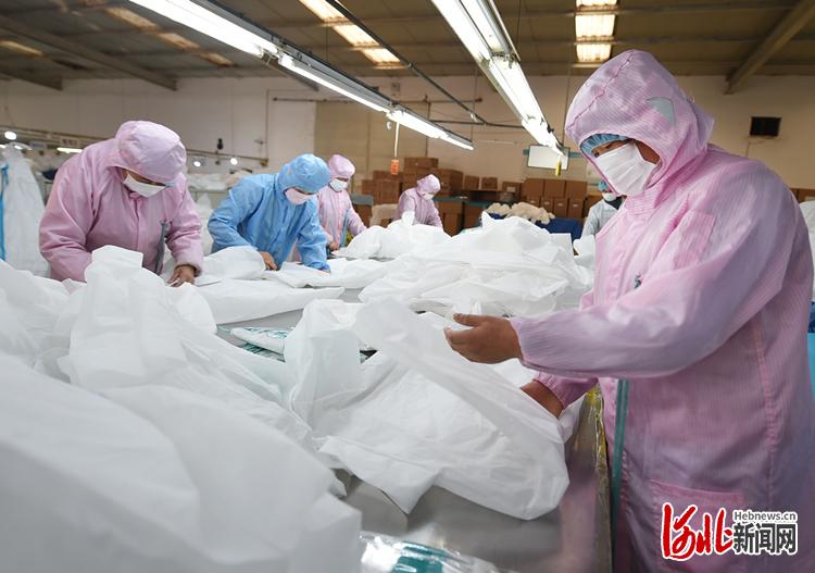 河北省開足馬力加快醫(yī)藥及醫(yī)療器械急需物資生產(chǎn)，全力保障防護用品供應